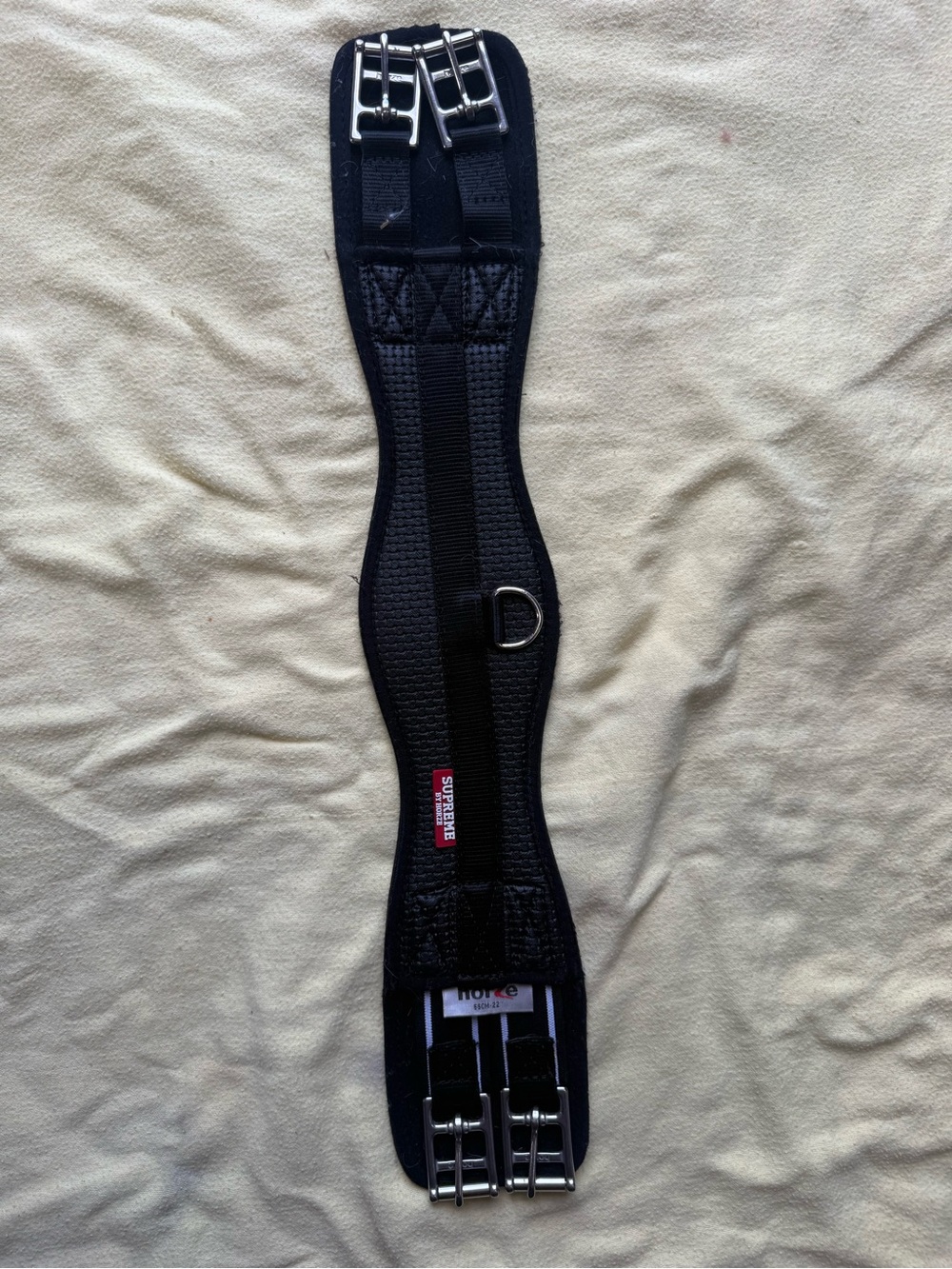 22” Supreme by Horze girth